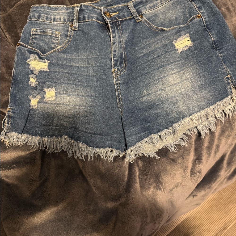 Distressed Denim Shorts with Frayed Hem